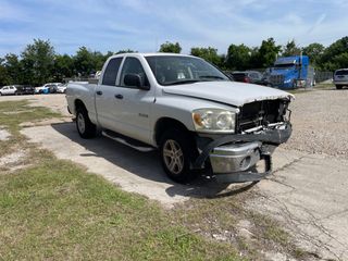 2008 Dodge Ram 1500 SLT - Exterior Front Right Corner Image